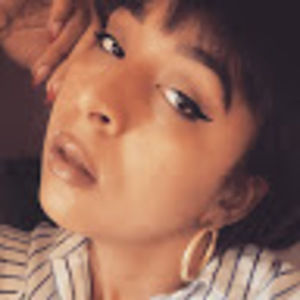 Meet your Posher, Mila